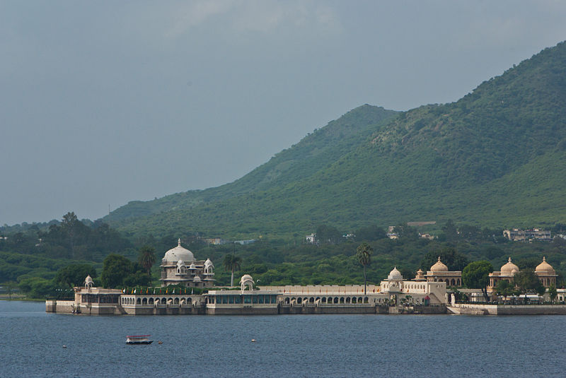 File:Jag Mandir Palace 02.jpg