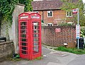 K6 telephone kiosk in Kemsing. [132]