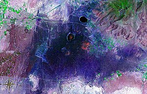 Карапінарське поле з космосу (штучні кольори)