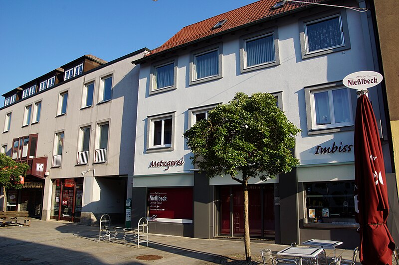 File:Klostergasse Neumarkt 026.JPG