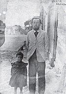 Tsiolkovsky met zijn dochter Maria, september 1899.  Foto door A. Assonov