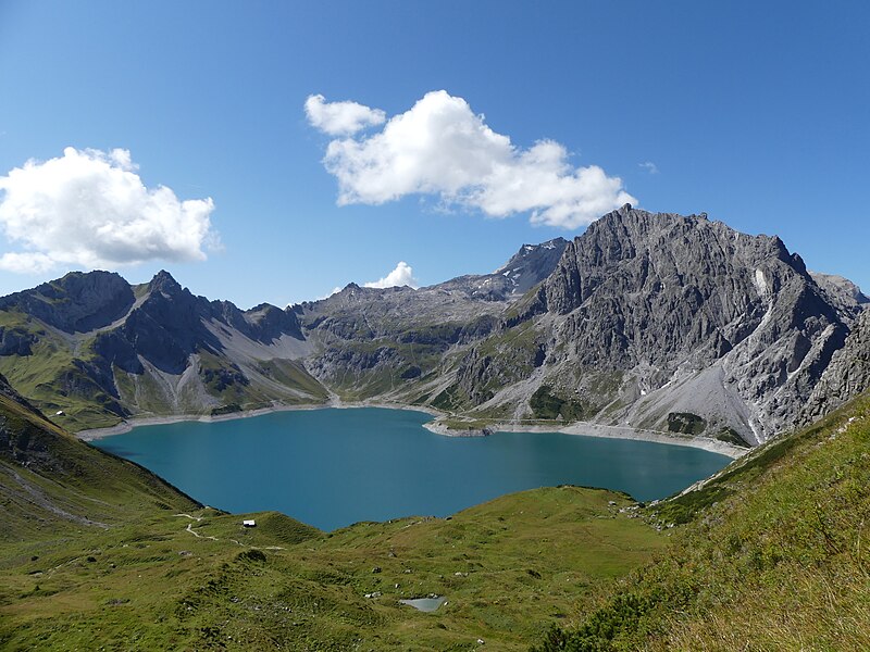 File:Lünersee von Lünerkrinne.jpg