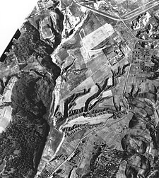 Luftwaffe aerial photograph of Babi Yar, 1943.jpg