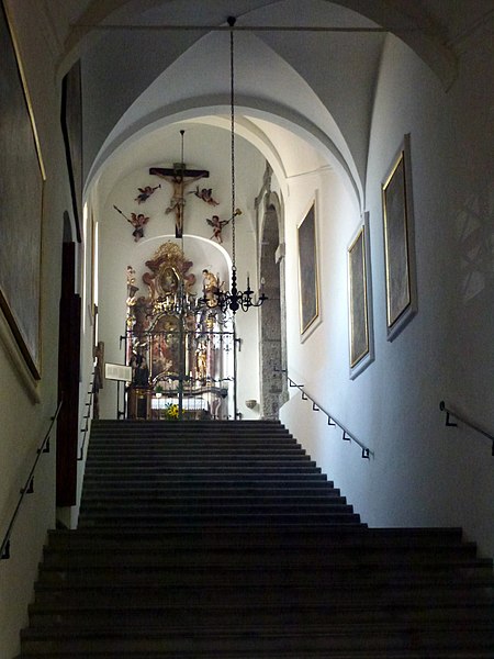 File:Müllner Kirche Stiegenhaus (Salzburg).jpg