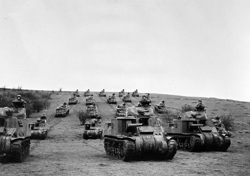 File:M3 tanks during maneuvers in the UK c1942.jpg