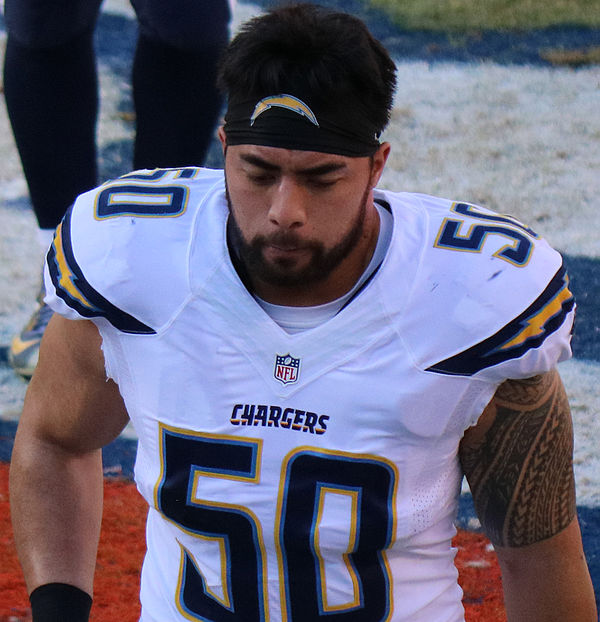 Te'o with the Chargers in 2016