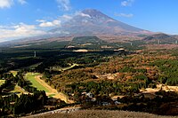 十里木高原の展望台から望む富士山