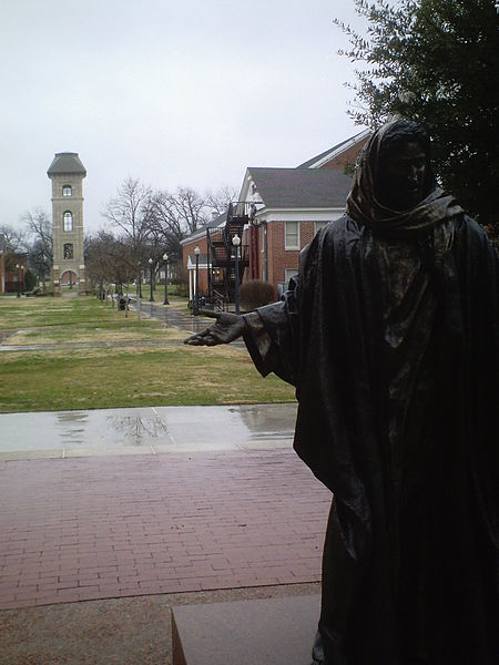 File:Muse Mall and Plaza from the Mabee Center.jpg