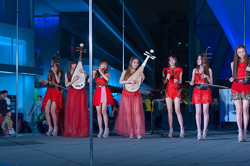 File:Musou Band in Dadong Arts Center 20141115q.jpg