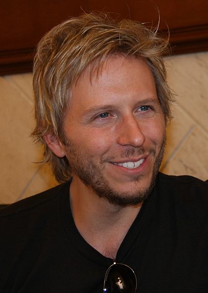 File:NOEL SCHARIJS (cropped).JPG