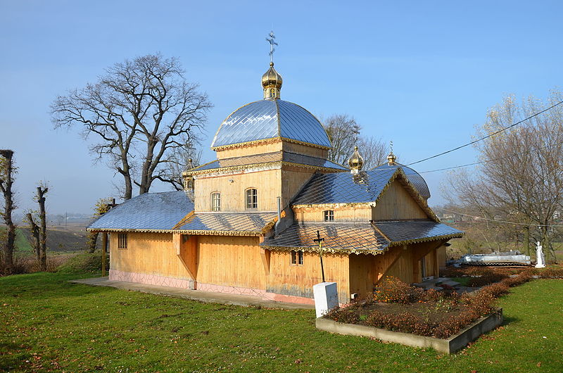 File:Nativity of the Theotokos church, Vidniv (01).jpg
