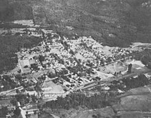 Aerial view of North Conway in 1921 New Hampshire - North Conway - NARA - 23942441 (cropped).jpg