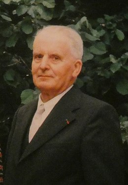 Professor Nicolas Théobald a Besançon nel 1976, fotografia a colori.