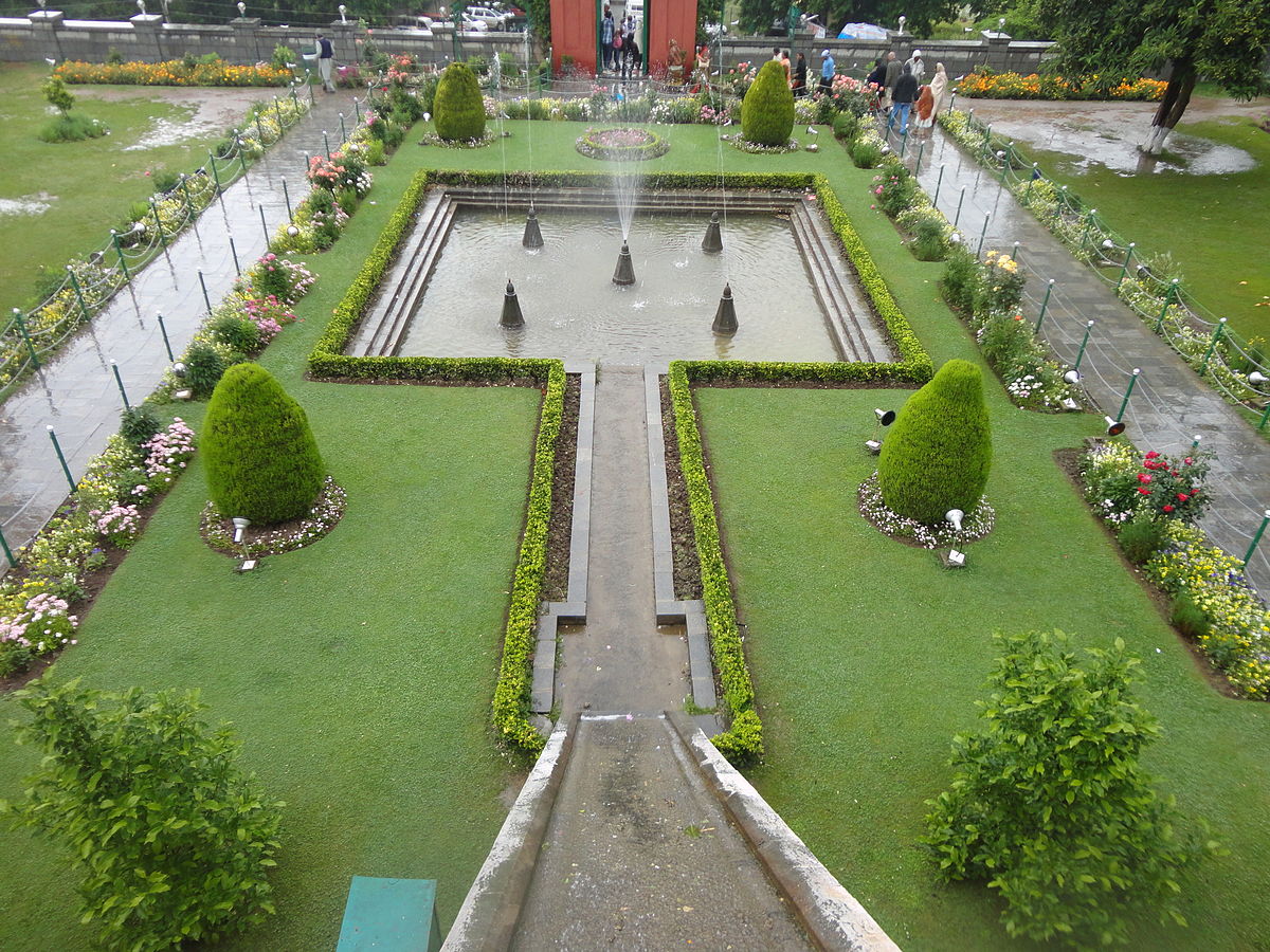 Сад Шалимар в Кашмире
