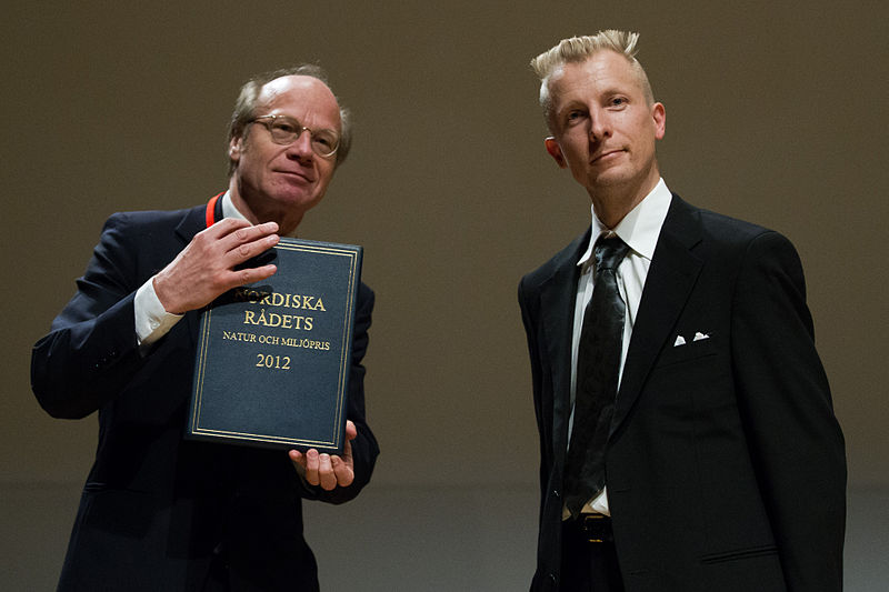 File:Olli Manninen. Prisutdelning vid Nordiska raoedets session i Helsingfors 2012.jpg