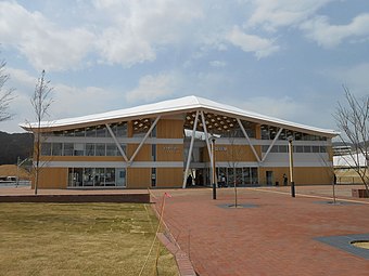 Gare d'Onagawa après le tsunami de 2011. Shigeru Ban. 2015
