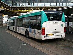 Un autobus Scania OmniCity 18m au terminus Orly-Sud, en mars 2008.