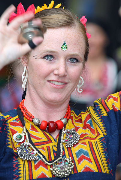 File:Portrait of a Marla dancing at the 2010 Forest Fair (IMG 4458a) (4764220085).jpg