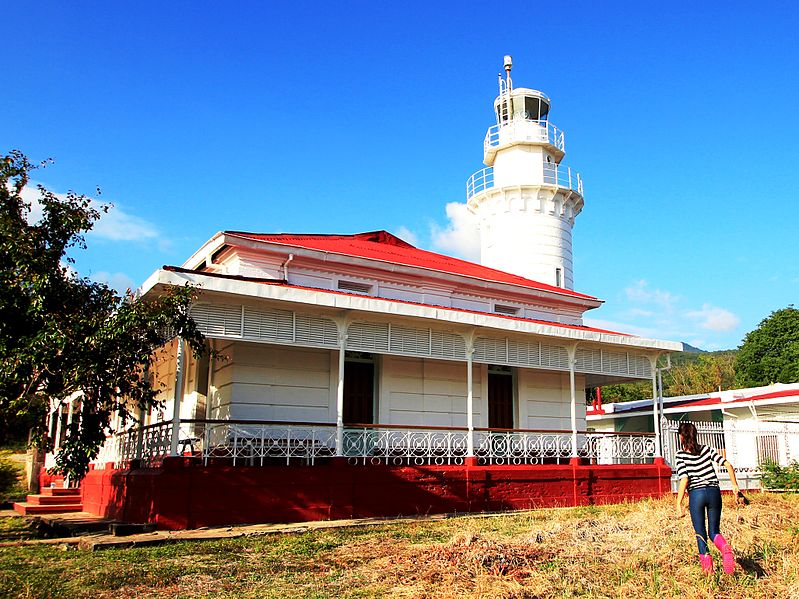 File:Punta de Malabrigo Lighthouse Batangas.JPG