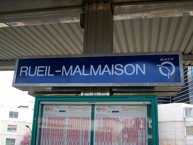 File:RER A - Gare RueilMalmaison 5.JPG