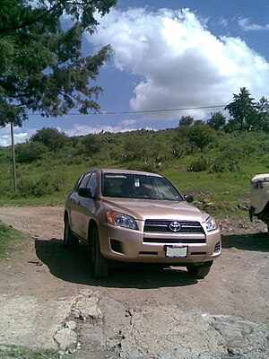 Toyota Rav4: Primera generación (1994-2000), Segunda generación (2000-2006), Tercera generación (2006-2012)