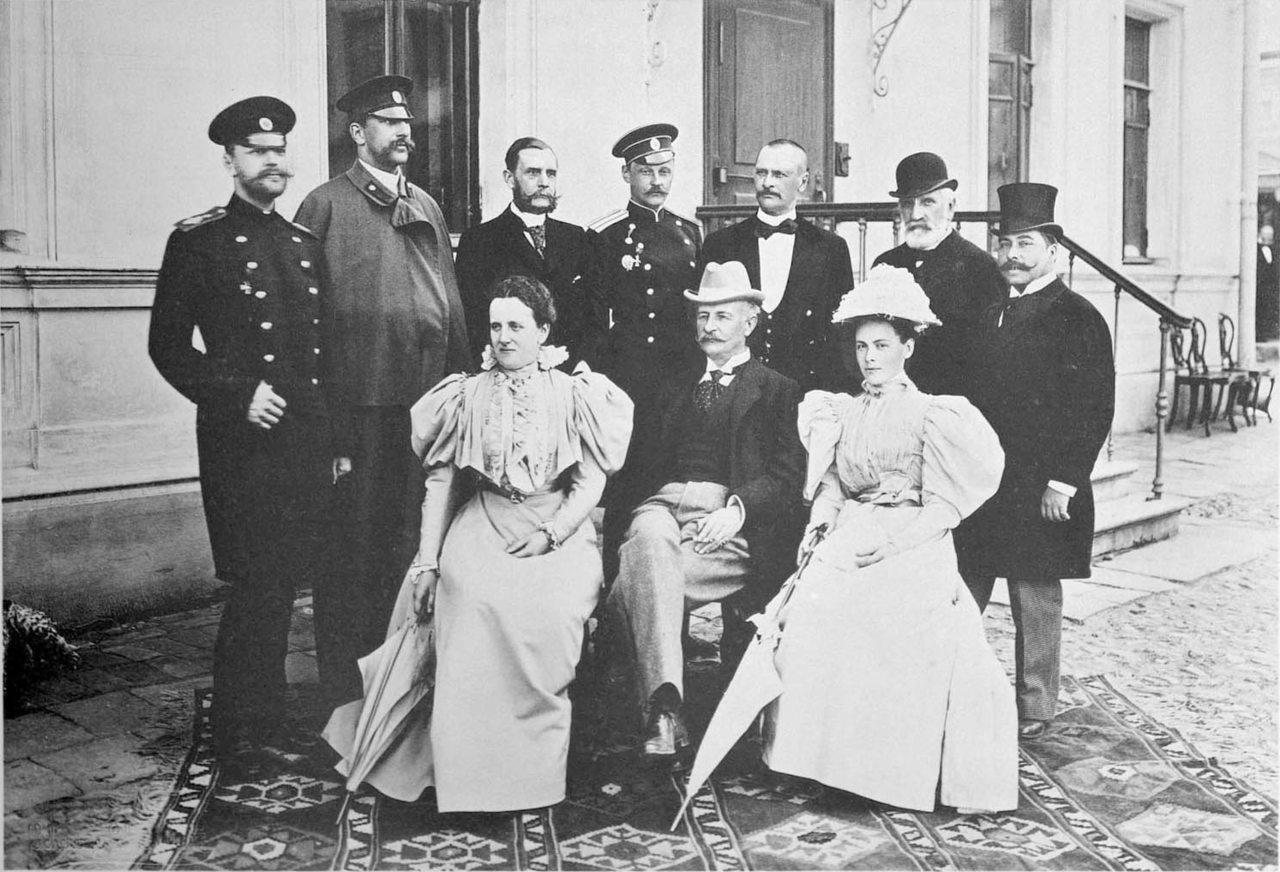 Representatives of the Duchy of Saxe-Altenburg at the coronation of Nicholas II.png