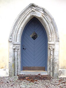 Medieval portal incorporated in the manor Roma kloster 01.jpg