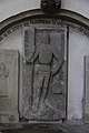 Über dem Harnisch getragenes Wams mit schmalen Steppnähten auf dem Epitaph des P.Creglinger († 1365), Rothenburg o.d.T., Franziskanerkirche