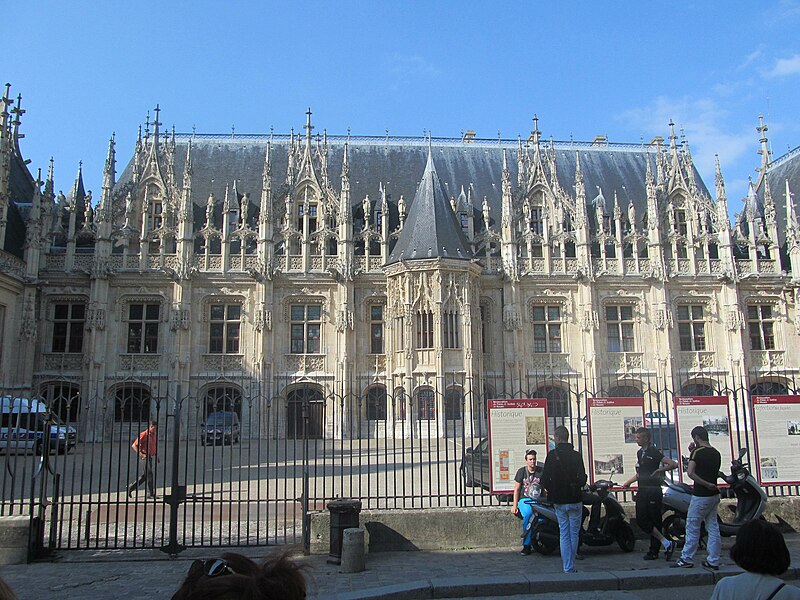 File:Rouen Justiční palác.JPG