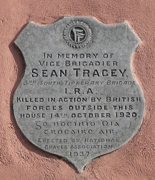 File:Sean Tracey memorial plaque, 94 Talbot Street. June 2010.jpg