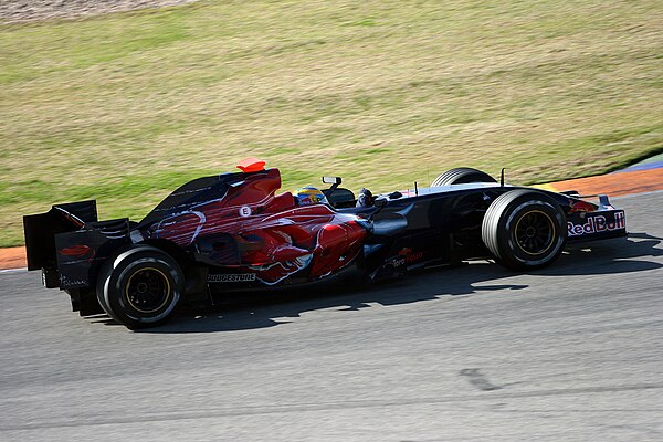 An STR2B driven by Sébastien Bourdais at Valencia in January 2008.