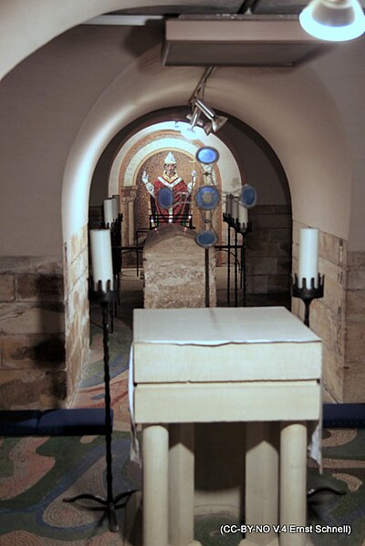 File:Shrine of St. William of York in York Minster.jpg