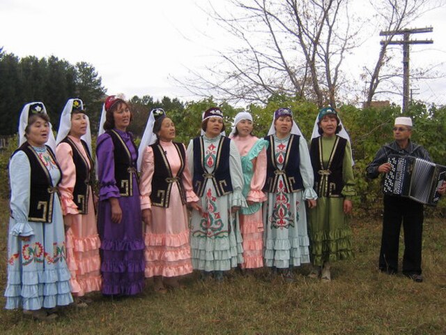 Siberian Tatar folklore group Naza from Omsk Oblast