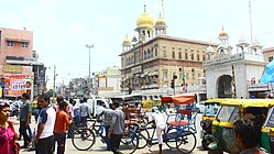 चाँदनी चौक तथा गुरुद्वारा सीसगञ्ज साहिबको दृश्य