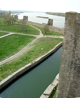 275px-Smederevo_water_trench_2.jpg