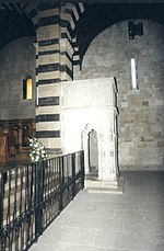 Marble pulpit Sorres3.jpg