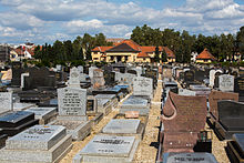 Strasbourg cimetière israélite de Cronenbourg août 2013 02.jpg