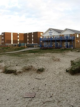 Picture of The Harbour Club courtesy of Wikimedia Commons contributors - click for full credit