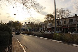 קריית טבעון: תולדות המקום, אוכלוסייה, שכונות ויישובים לשעבר