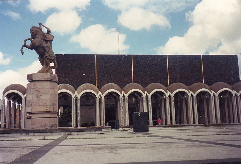 File:Toluca - Teatro Morelos, 1993.jpg