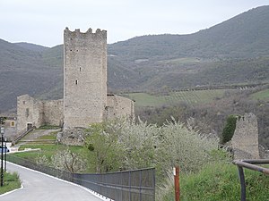 Acciano: Geografia fisica, Origini del nome, Storia