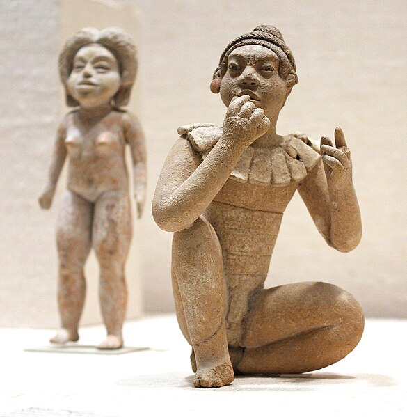 Two figures from the Xochipala archeological site