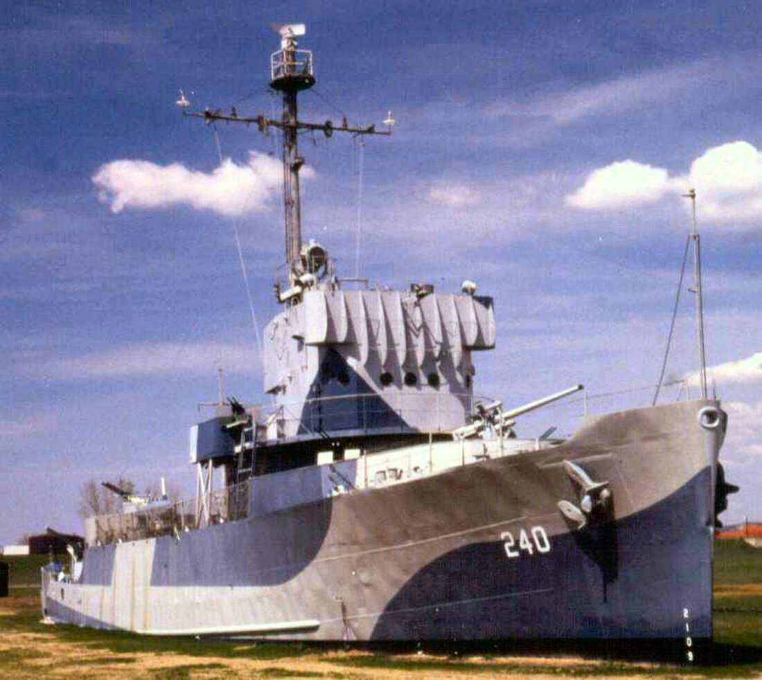 USS Hazard (AM-240)