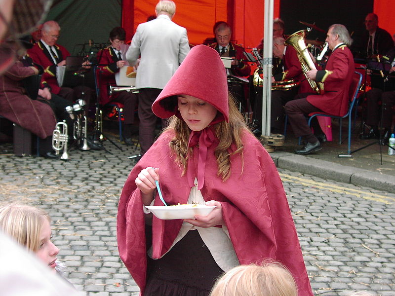 File:UlverstonDickensianFestival2007 01.jpg