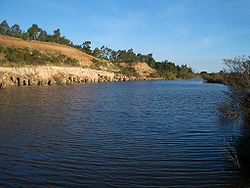 VM 0256 Stratford - upon-Avon River.jpg