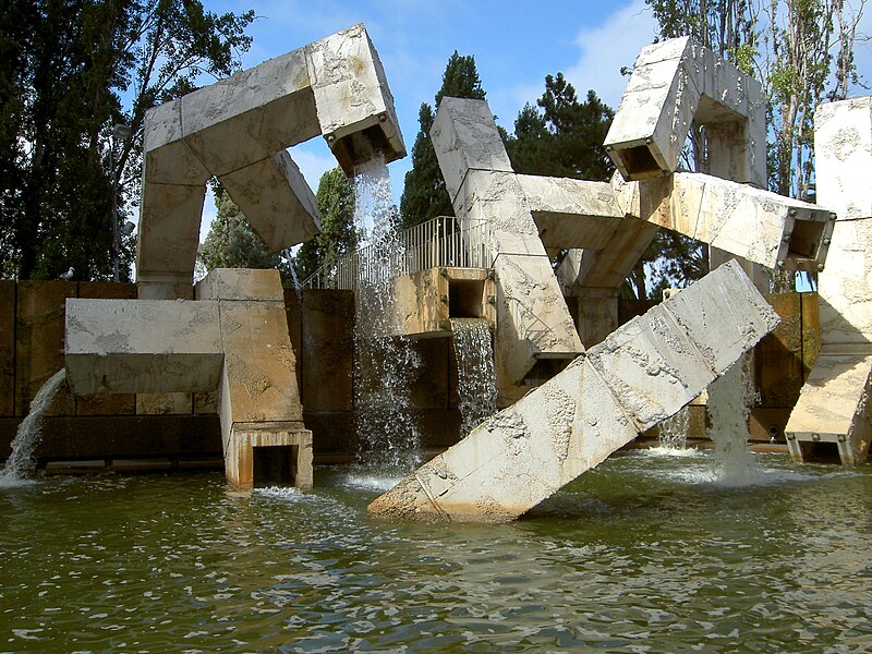 File:Vaillancourt fountain (3187177913).jpg