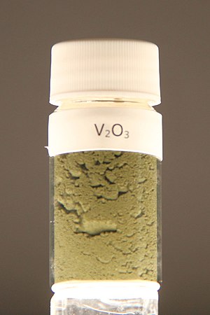 Vanadium(III) oxide