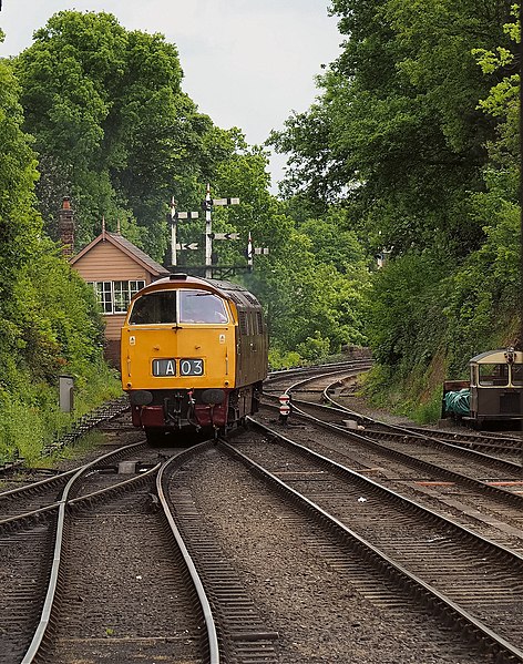 File:1015 Western Champion ,at Bewdley. - panoramio.jpg