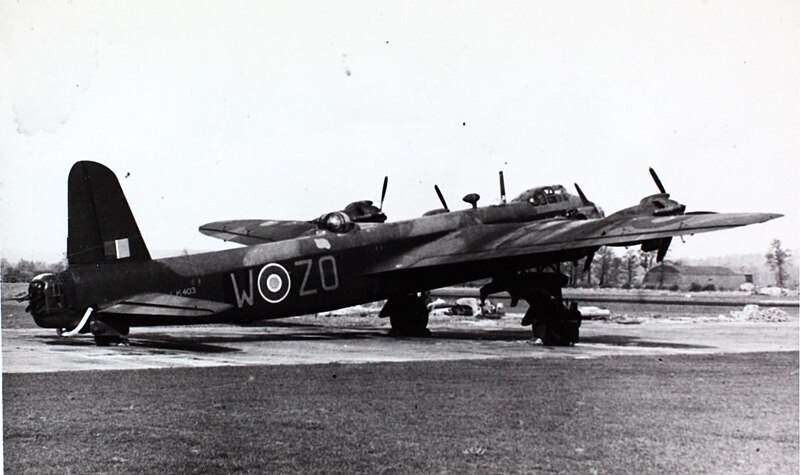 File:15 Short Stirling (15650912467).jpg