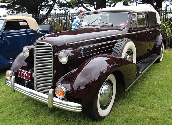 1936 Cadillac Series 70 4-door convertible